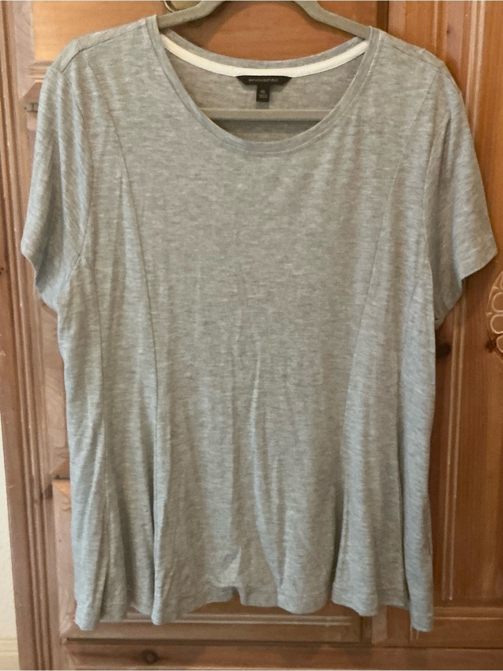 Banana Republic XL Light Gray Short-Sleeve Peplum Loose-fitting Tee